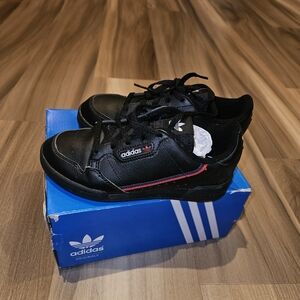 Adidas runners. Almost new condition